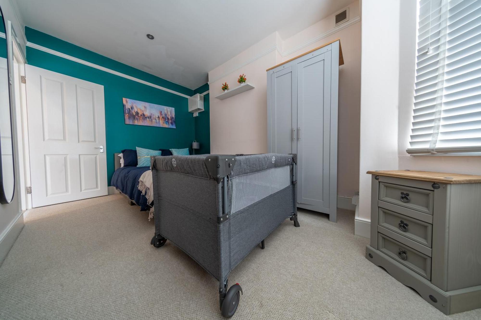 Beautiful 2 Bedroom With Private Garden In Wimbledon - Minutes From Central Londra Exterior foto
